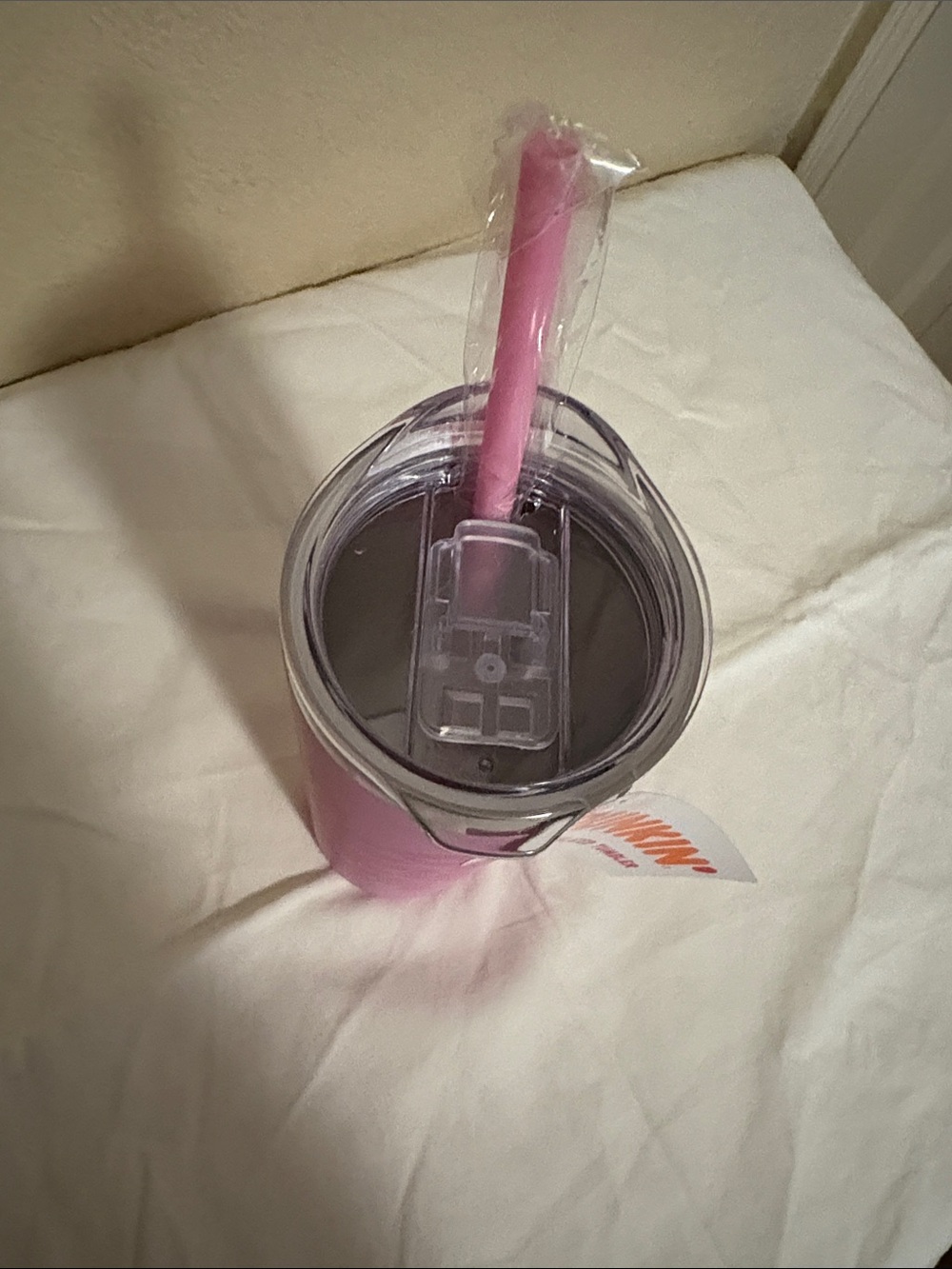 Dunkin' 20 oz Pink Stainless Steel Travel Tumbler Logo Twist Lid & Straw NWT - Picture 4 of 5